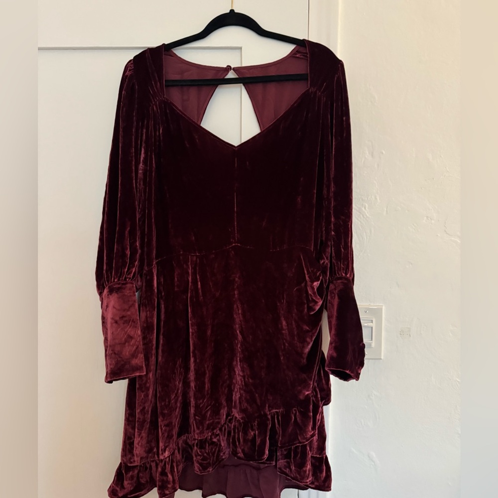 Reformation Burgundy Velvet Long Sleeve Dress